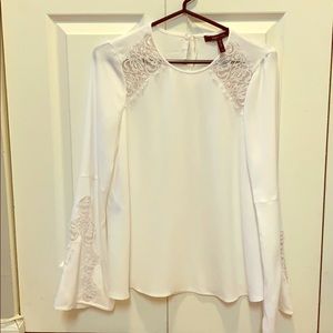 BCBGMaxazria Ethereal White Bell Sleeve Blouse XXS